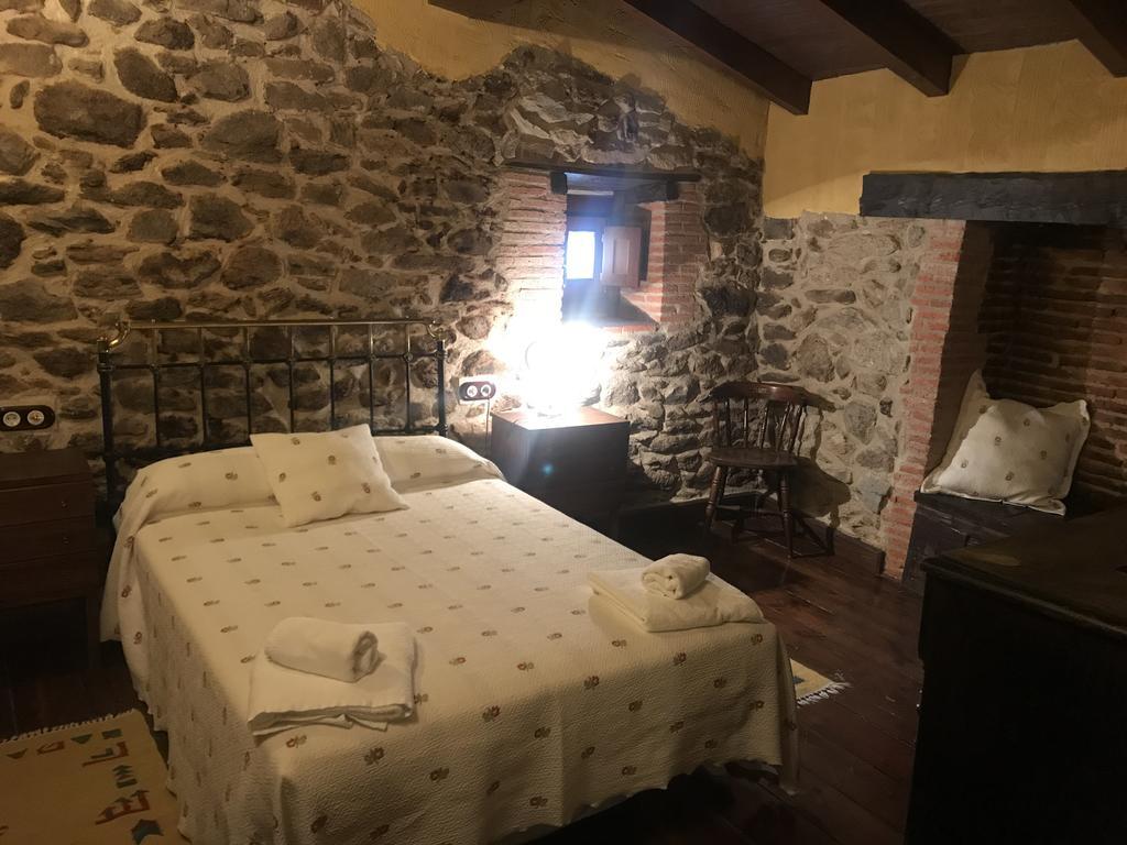 Hotel Rural La Muralla De Ledesma Exterior photo